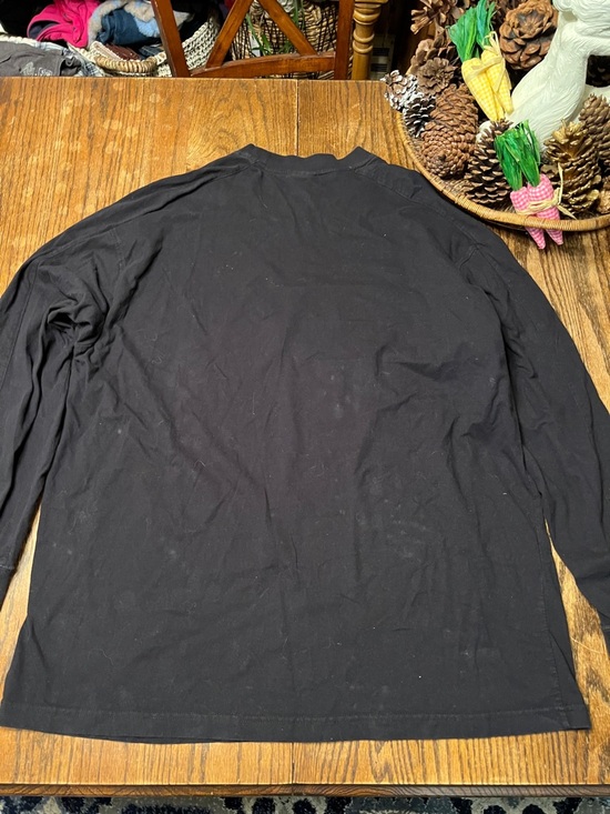 Lee Pittsburgh Penguins Black Long-Sleeve Tee with Yellow Trim - Picture 6 of 6